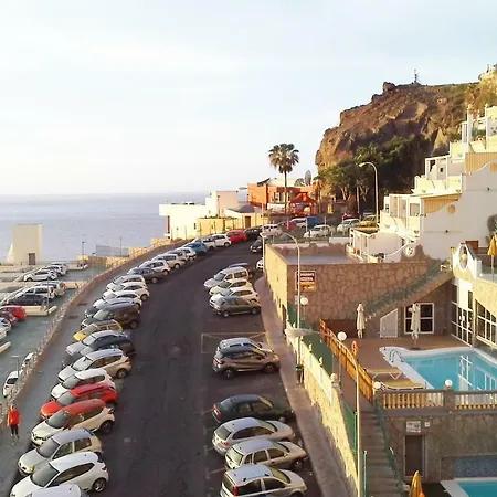 With Stunning Ocean View Appartamento *